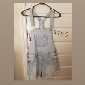 Overall shorts
